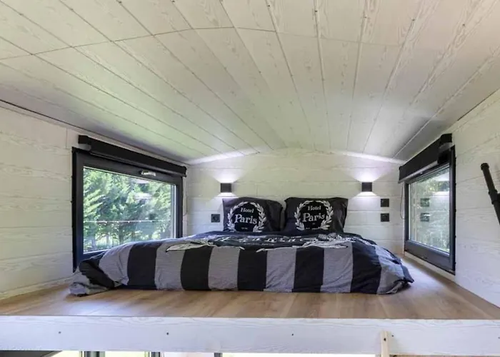Mini Maison Tiny House 6 Per 3800m2 Jardin Jacuzzi 퐁토 콩보